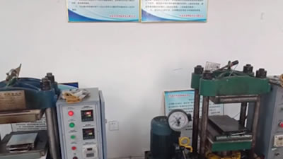 Laboratório de testes para a borracha