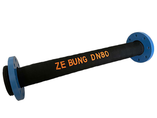 Mangueira de borracha para manuseio de materiais a granel